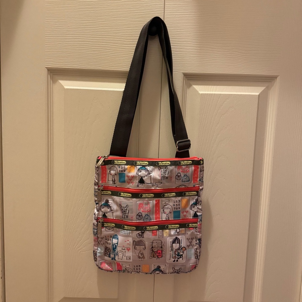 LeSportsac bag